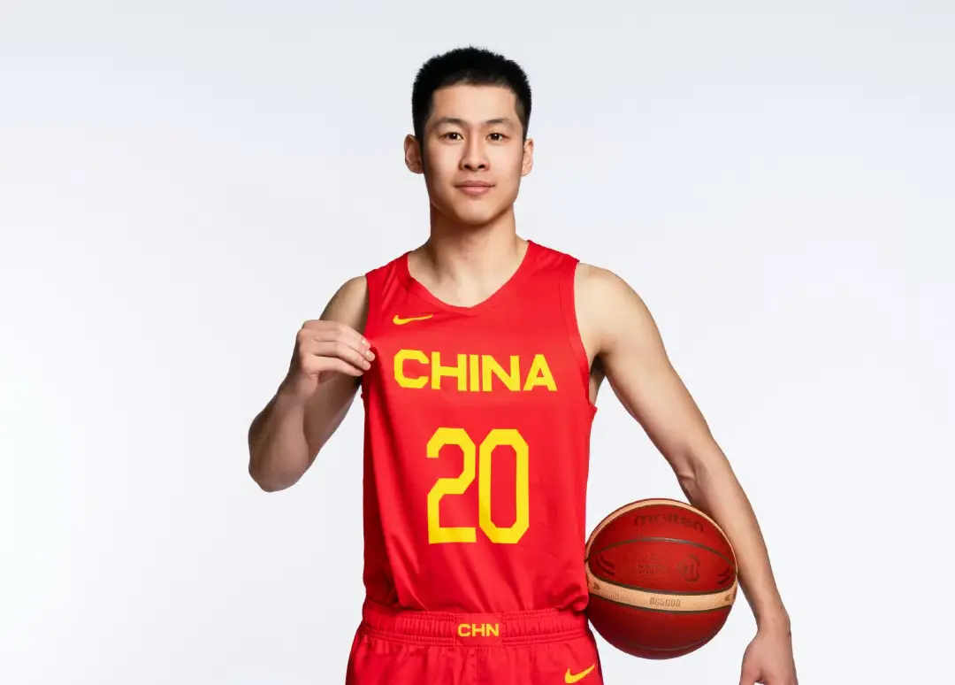 世界杯高清直播-都怪张镇麟？昔日国手+全明星转会后坐穿冷板凳，场均1.6分1.4板